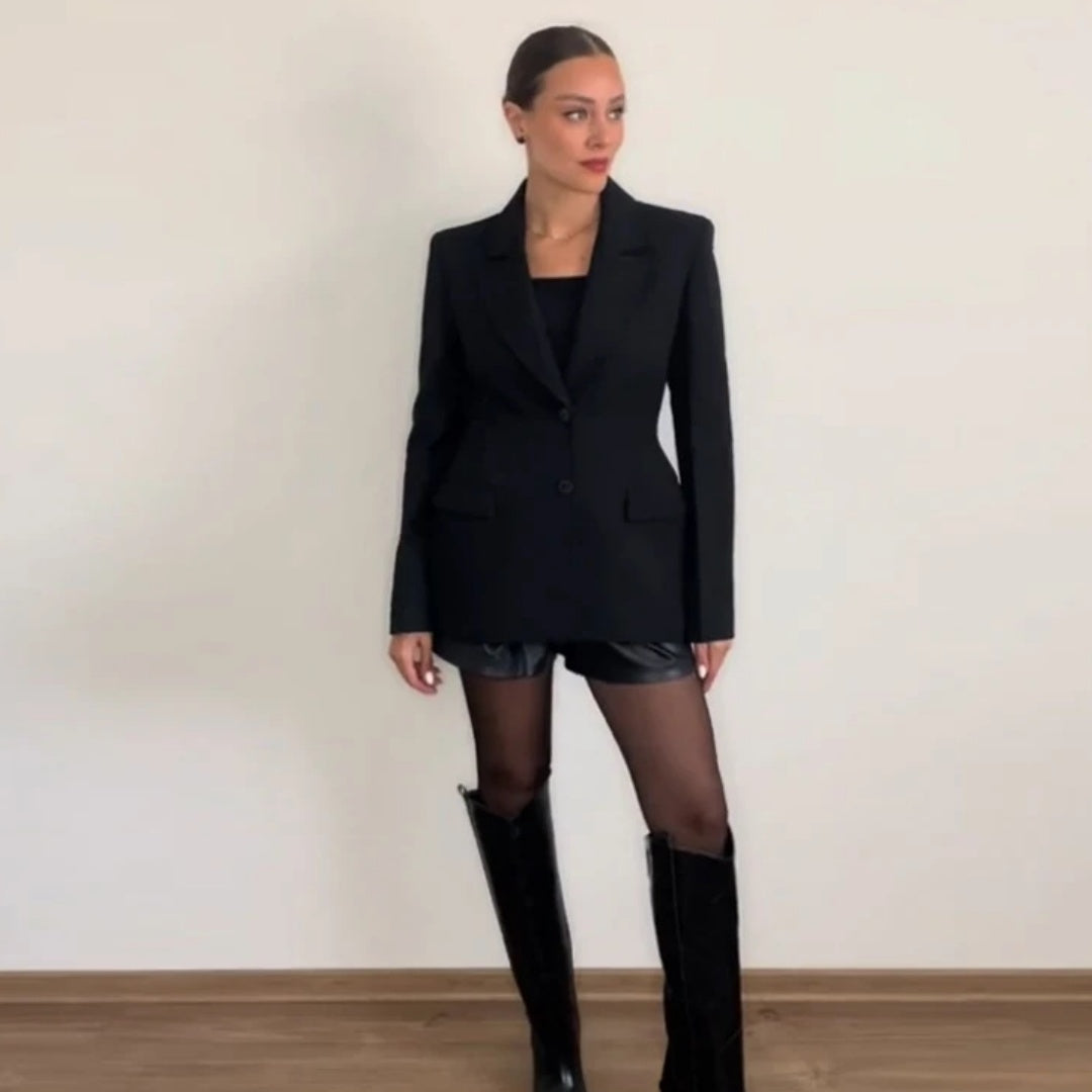 Blazer Cintré Noir Épaulé Melyra