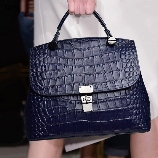 sac luxe discret cuir Névia