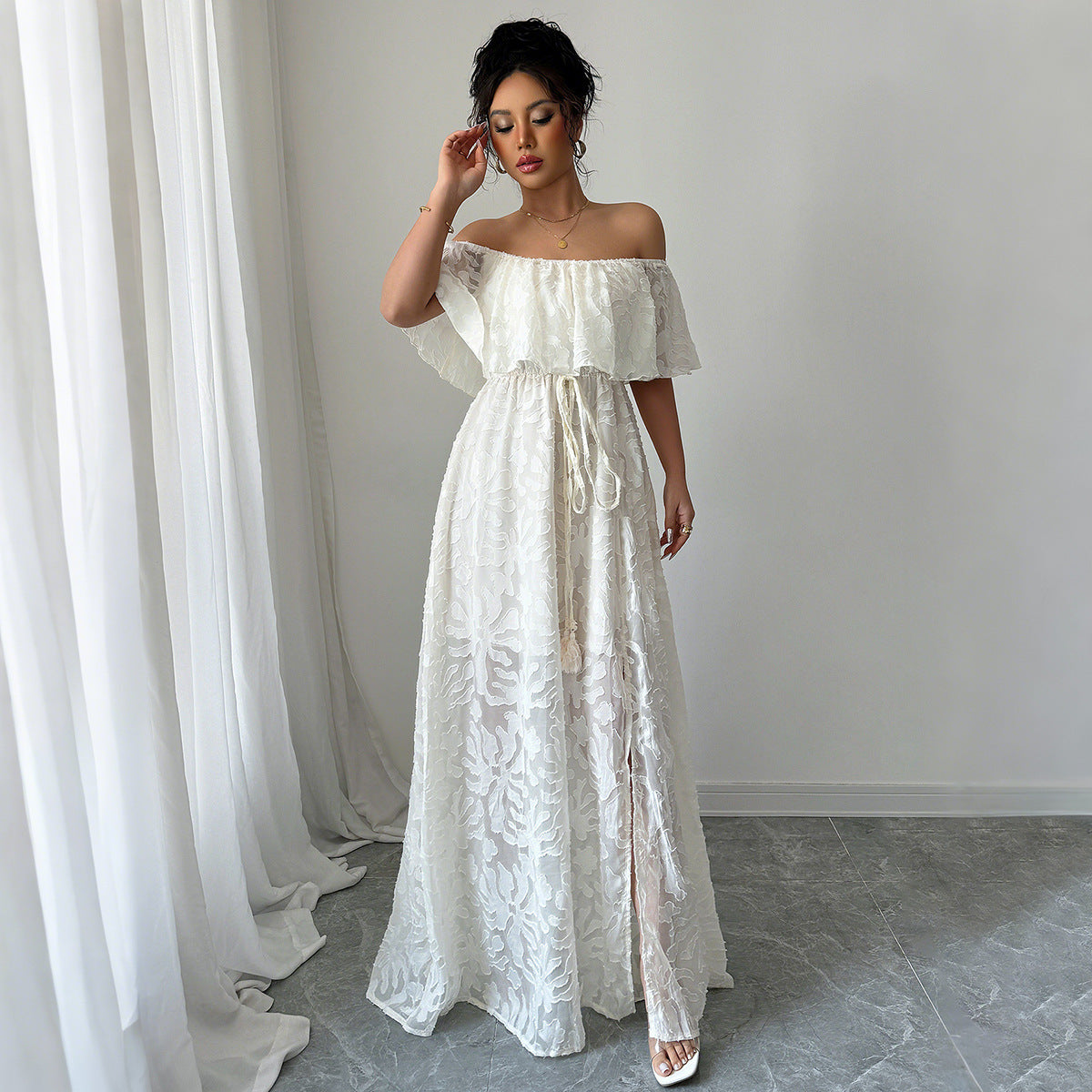 Robe élégante épaules Nyssa